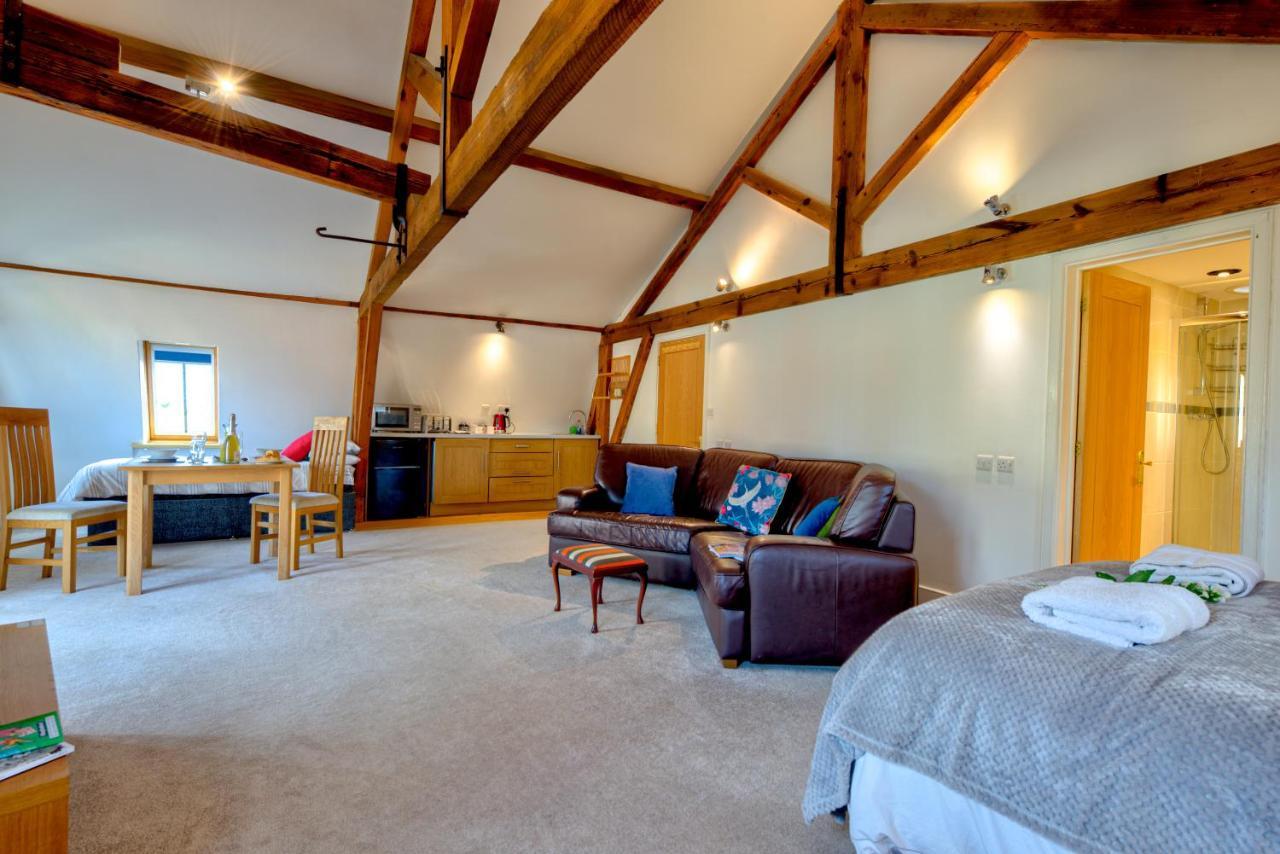 Central Studio Suite - Modern Stay With Free Wifi Στάμφορντ Εξωτερικό φωτογραφία